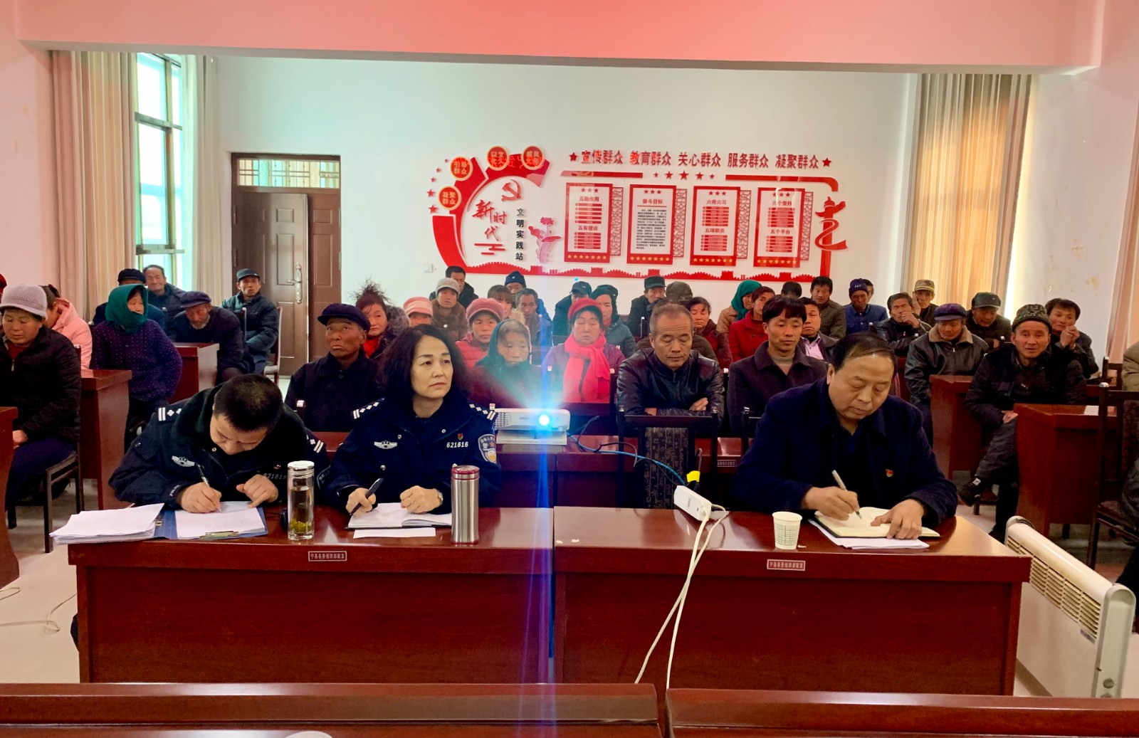 1606708365786009215.jpg 1606708365786009215.jpg