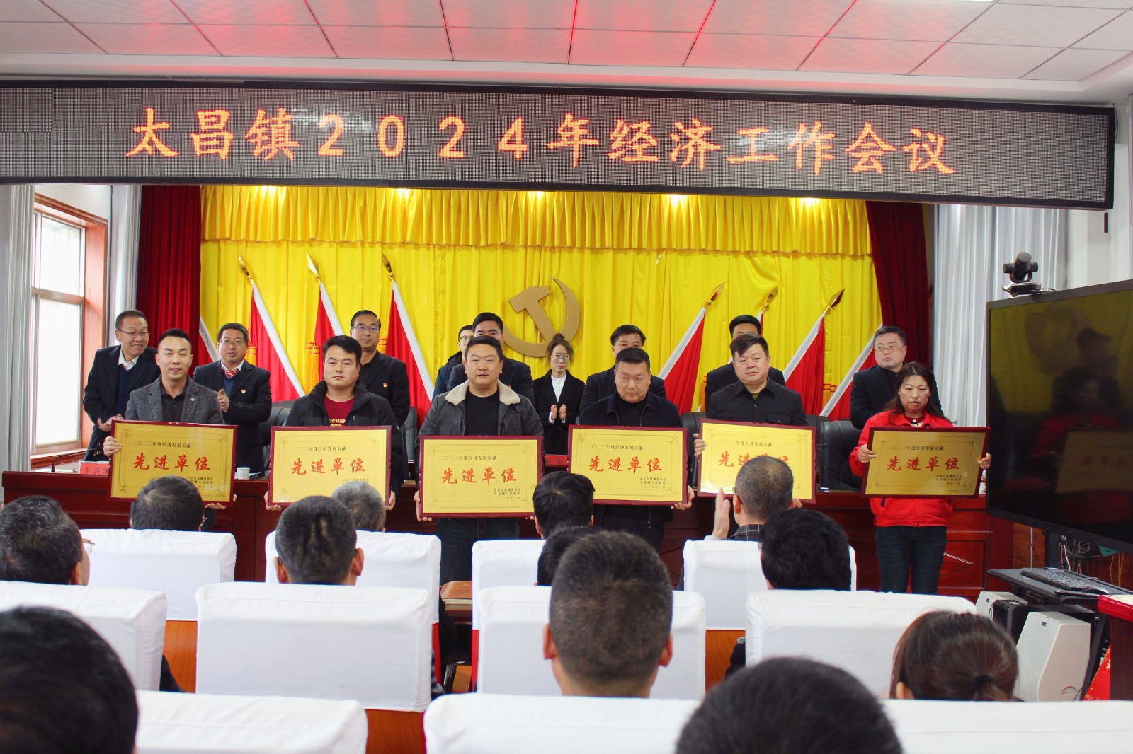 61a509d1adf351a160598e6f63aef6e