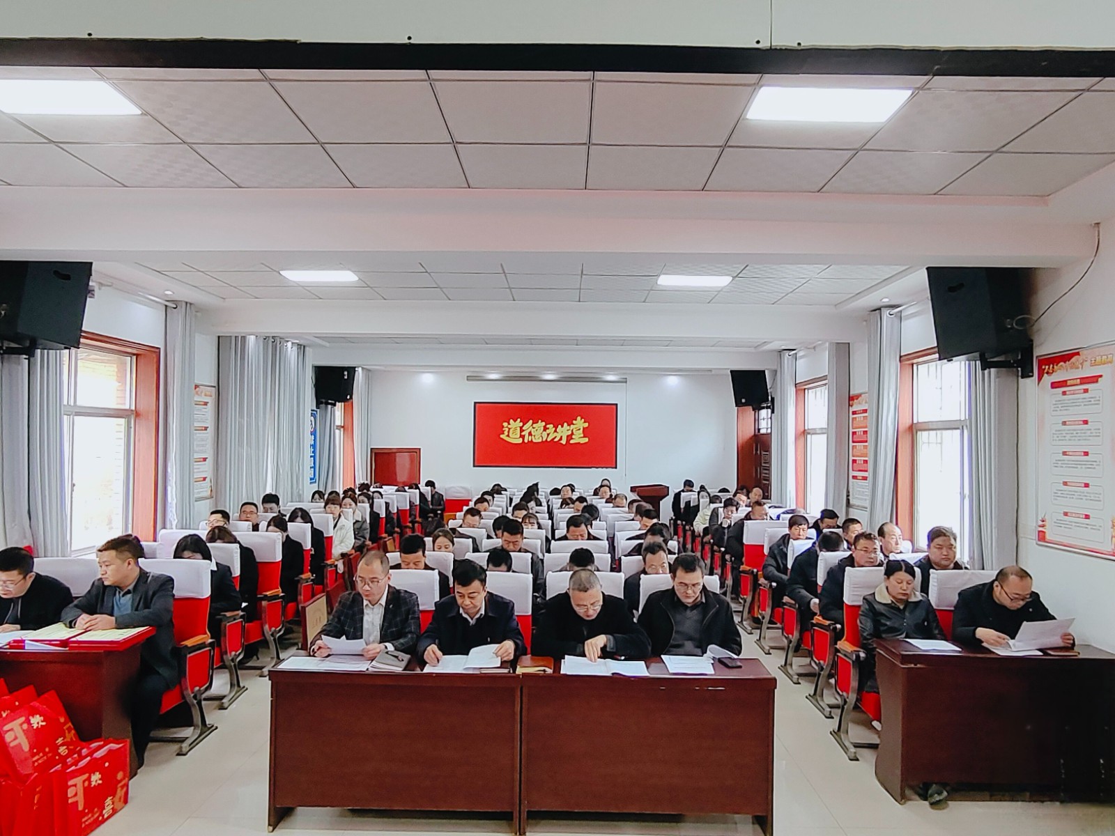 f8820914f5b3e16f884eb4a36b50940