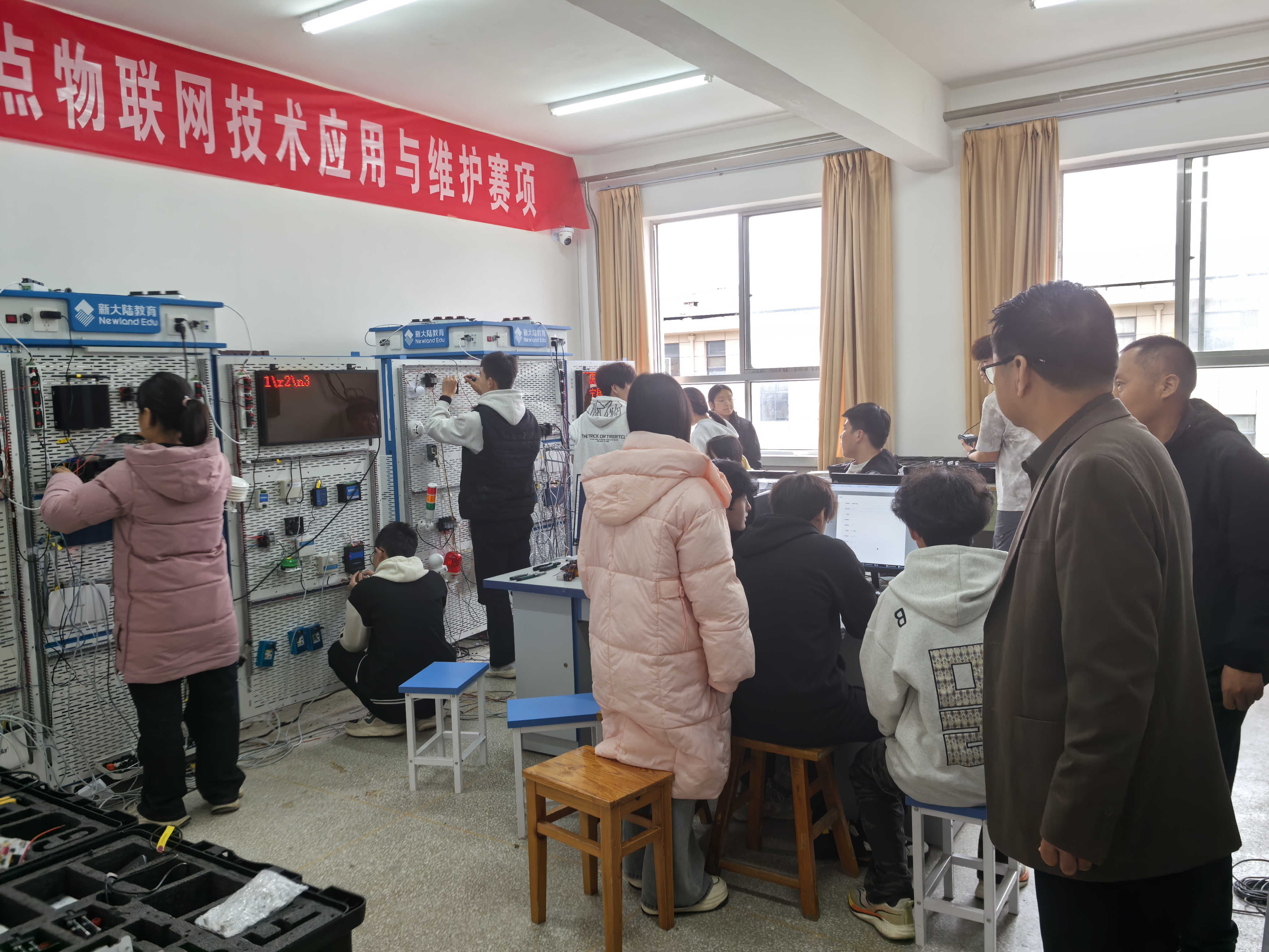 ba4d56fecd6233a0e7974a2120d37a7.jpg