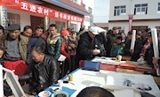 瓦斜乡五进农村活动形式多样