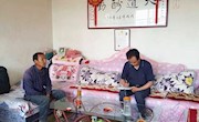 何鹏程深入盘克镇、湘乐镇督查“两不愁三保障”冲刺清零工作