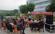 宁县新时代文明实践“助残济困”志愿服务队到县社会福利院开展慰问演出