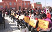 市干休所在焦村镇下个村举行“五美家庭”表彰活动