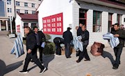 金村乡让五保户温暖过冬