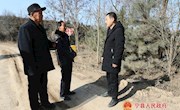  护林员春节期间坚守一线巡山护林