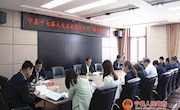 李鹏飞参加县人大十七届五次会议新宁、平子镇代表团审议