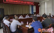 何鹏程巡听盘克镇党委理论学习中心组联学活动