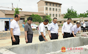 王超督查瓦斜乡污水处理站建设运营情况