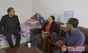 罗睿看望慰问困难教师和优秀教师代表