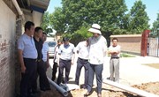 罗睿督查调研宁县农村改厕工作