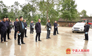 全市玉米、果园全程机械化生产暨“一乡一社”建设观摩团来宁县开展现场观摩活动