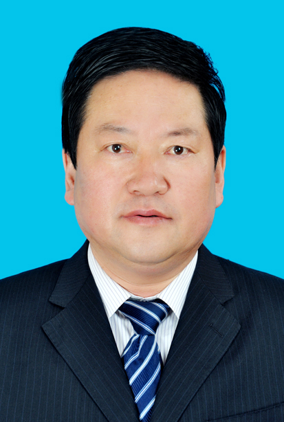 杨杰县人大常委会党组成员副主任