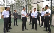 冯毅调研全县教育工作