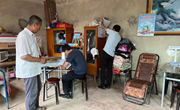 瓦斜乡：入户走访察民情 摸清数据固成果