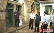 翟晓明视察洪水灾情并同爱心企业走访慰问受灾群众