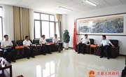 段登云与长庆油田采油二厂厂长张晓博座谈