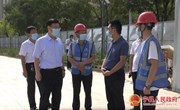 冯毅督查疫情防控和安全生产工作