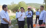 冯毅督查生态及地质灾害避险搬迁等工作