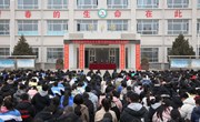 宁县公安局在盘克初中开展“英模进校园”暨法治教育进校园活动