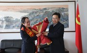 常文洲会见全国“三八”红旗手获得者房睿