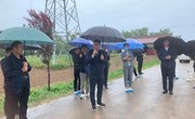 市农业农村局来宁县开展农业科技抓点示范现场观摩