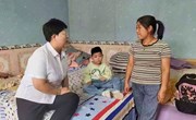宁县焦村镇：党员干部“自掏腰包”为105名困难群众购买爱心保险
