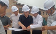 冯毅督查全县重点项目建设情况