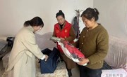 瓦斜乡开展留守儿童关爱“暖心包”发放活动