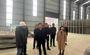 长庆桥工业集中区管委会主任燕克斌带队赴华亭工业园区考察